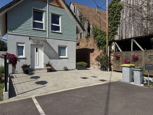 A la foto es mostra l'objecte Reflet du Ried situat a la ciutat de Bindernheim.