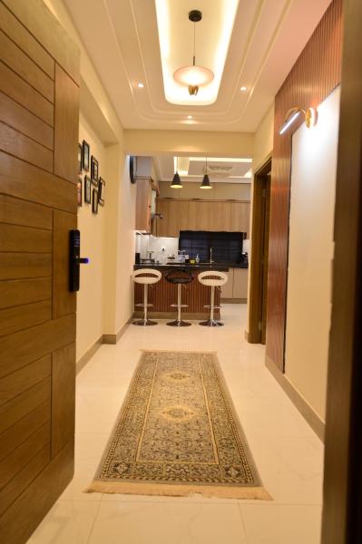 A la foto es mostra l'objecte Elegant Apartment Families only situat a la ciutat de Karachi.