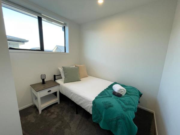 Modern And Contemporary 3br Home - Christchurch