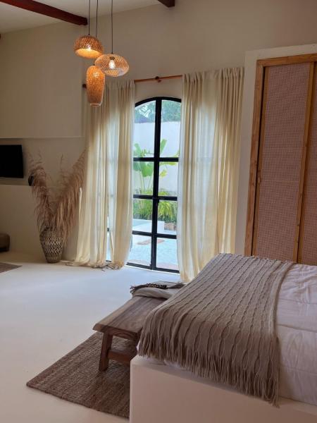 照片显示了位于Carretal市的Villa Privada con Piscina - Playas del Atlantico物件。