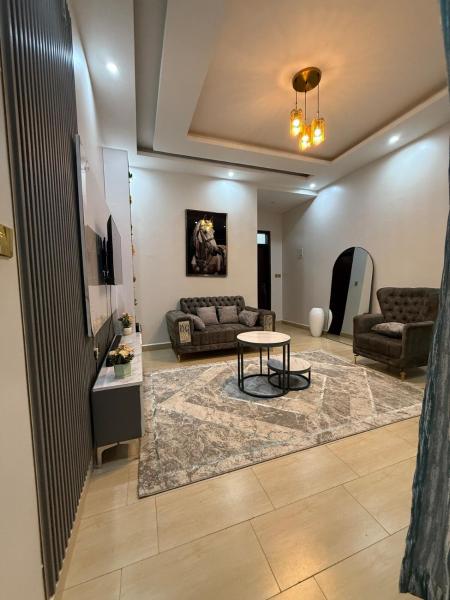 A la foto es mostra l'objecte Furnished apartment in Kira - Room 10 situat a la ciutat de Kira.