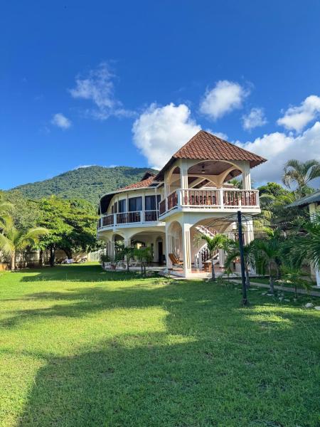 Kuvassa näkyy kohde Casa Blanca, Trujillo, joka sijaitsee kaupungissa Hacienda Jerico.