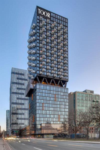 Na zdjęciu widoczny jest obiekt Toor Hotel Toronto, Part Of Jdv By Hyatt położony w mieście Toronto.