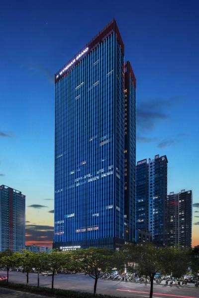 Na zdjęciu widoczny jest obiekt Wyndham Grand Maoming położony w mieście Huazhou.