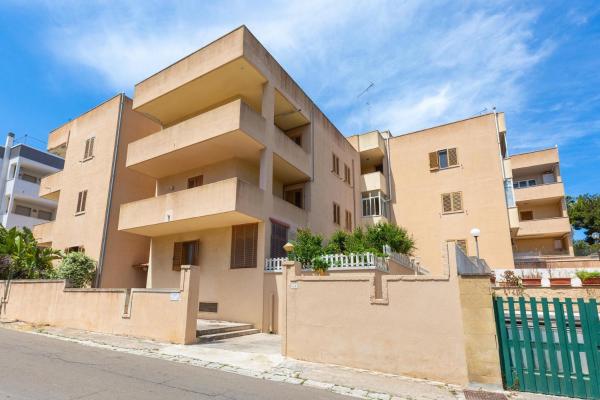 Nella foto è visibile l'oggetto La Casa di Nadia by BarbarHouse situato nella città di Otranto.