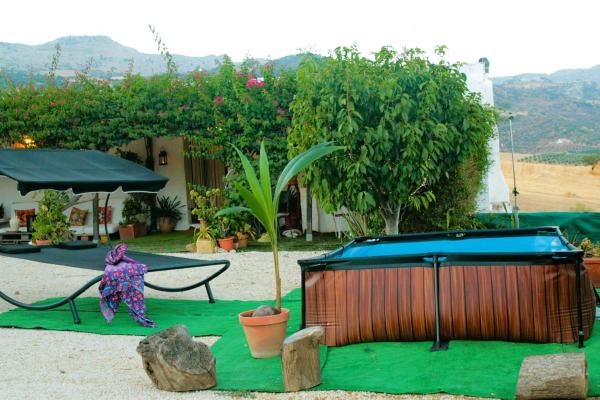 A la foto es mostra l'objecte Casa rural Paraje Higueral situat a la ciutat de Antequera.