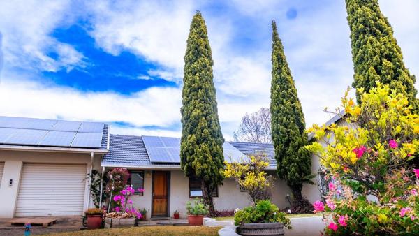 A la foto es mostra l'objecte sleepwell inn situat a la ciutat de Midrand.