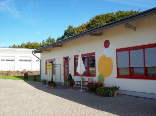 A la foto es mostra l'objecte Econo Motel Goelzer situat a la ciutat de Krummenau.