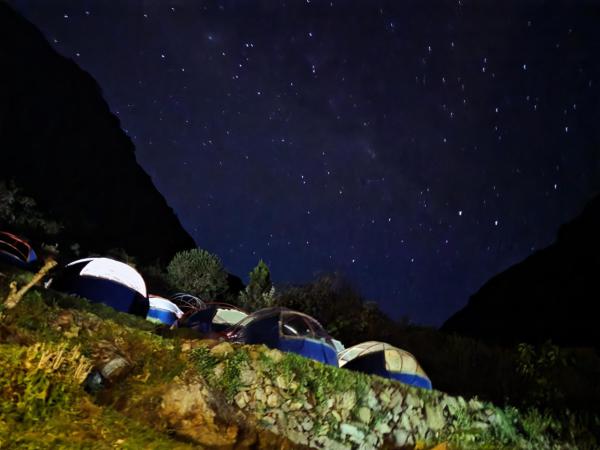 La photo montre l'objet Chaullay Star Domes situé dans la ville de Limatambo.