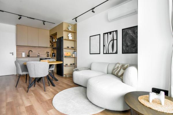 Lejlighed med 1 soveværelse — 65 m² - Modern & Quiet 1BR Near Center by Flat Mаnager