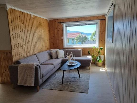 På bildet vises objektet apartment calm and sunny area som ligger i byen Ankenes.