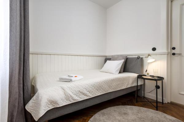 A la foto es mostra l'objecte 1800 by Vince Stay - Private Rooms in Town Hall Square situat a la ciutat de Tartu.