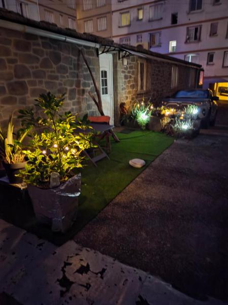 A la foto es mostra l'objecte Nid d'amour situat a la ciutat de Bastia.