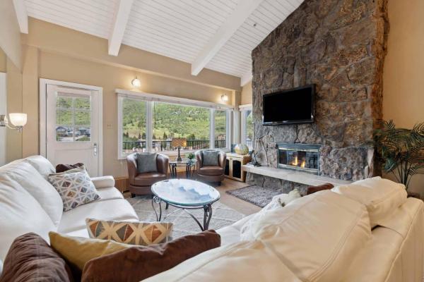 Lodge Tower 778 Two Bedroom Residence - Vail, CO