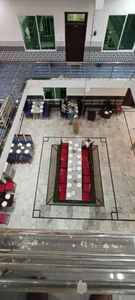 Nella foto è visibile l'oggetto kalam rezidor hotel situato nella città di Kalām.