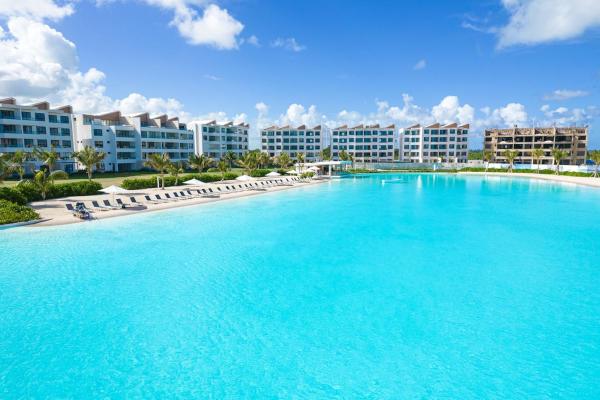 På billedet ses objektet Modern 2Bdrm Apt Lagoon Style Beach in Downtown beliggende i byen Punta Cana.