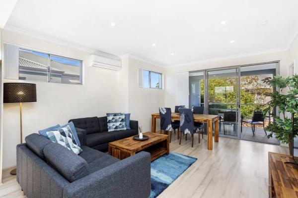 A la foto es mostra l'objecte 134 North Perth Nest for 4 parking situat a la ciutat de Perth.