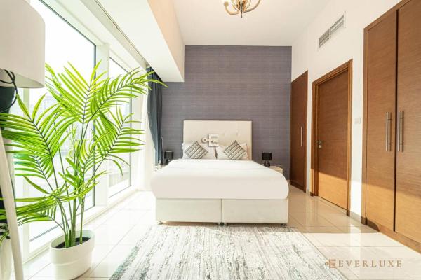 Na fotografii je vidět objekt Everluxe Lovely Studio Apt In Business Bay nacházející se ve městě Dubaj.