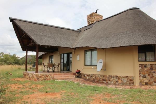 Na zdjęciu widoczny jest obiekt 205 Zebula 2 bedroom cottage położony w mieście Bela Bela.