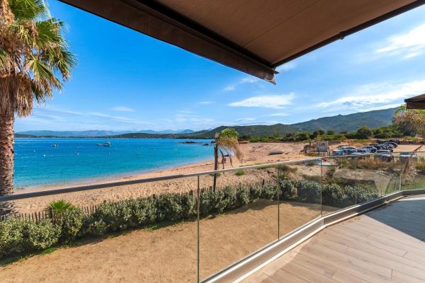 A la foto es mostra l'objecte Le Roc - 1er étage - Splendide Vue Mer situat a la ciutat de Coti-Chiavari.