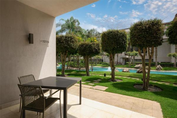 Dusit Thani Lakeview Cairo - Lake View, IA