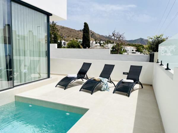På bildet vises objektet Casa Sirocco by At Home Costa del Sol som ligger i byen Maro.