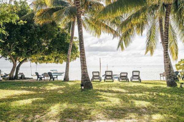 A la foto es mostra l'objecte Mersea Villa situat a la ciutat de Roches Noires.