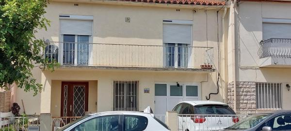 Na fotografii je vidět objekt Appartement saisonnier T4 nacházející se ve městě Elne.