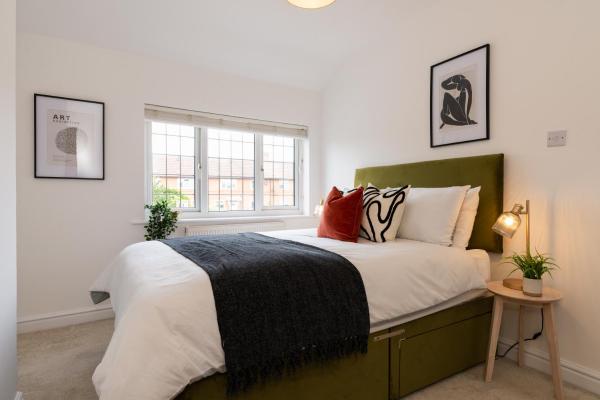 A la foto es mostra l'objecte Spacious 3-bed Home in Nottingham by Renzo, Driveway Parking, Minutes from M1! situat a la ciutat de Draycott.