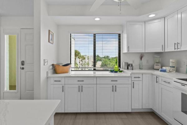 Φωτογραφία 7: Loggerhead Cay 504