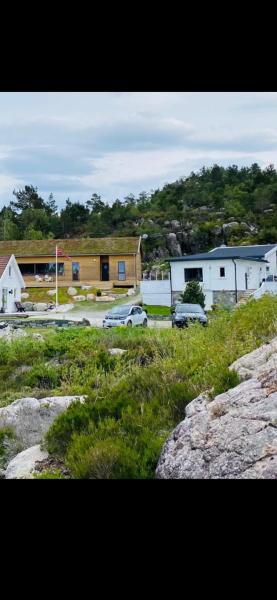 En la foto se muestra el objeto Flott hytte på Bersagel ubicado en la ciudad de Sandnes.