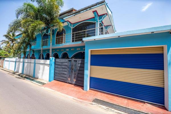 A la foto es mostra l'objecte Trinco Nathu Rest situat a la ciutat de Trincomalee.