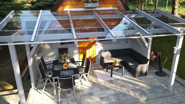 Na zdjęciu widoczny jest obiekt U Bogatki Glamping Premium SPA Górski Drewniany Domek położony w mieście Jamna.