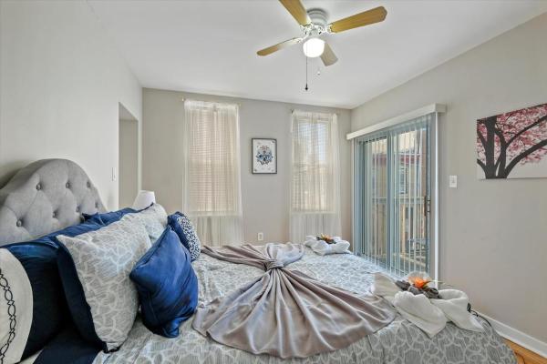 Na fotografii je vidět objekt Cozy 1br W Deck Near Rittenhouse nacházející se ve městě Camden.