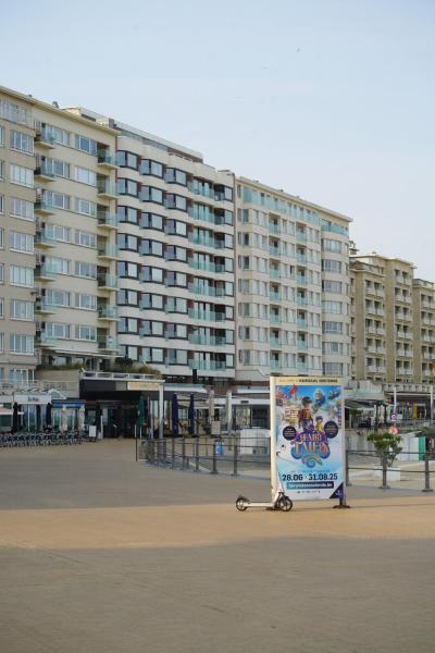 A la foto es mostra l'objecte HoeZee situat a la ciutat de Oostende.