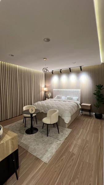 照片显示了位于Khamis Mushayt市的Quite studio with smart entry物件。