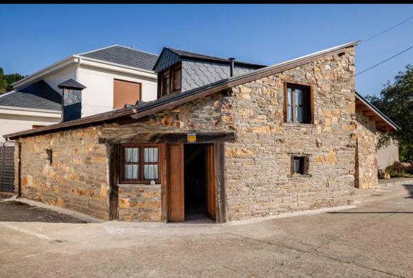 A la foto es mostra l'objecte VUT La casita del Pajar situat a la ciutat de Ocero.