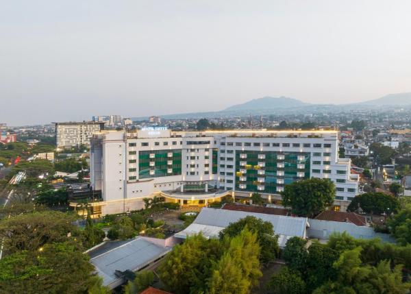 Na zdjęciu widoczny jest obiekt ARTOTEL Suites Aquila - Bandung położony w mieście Bandung.