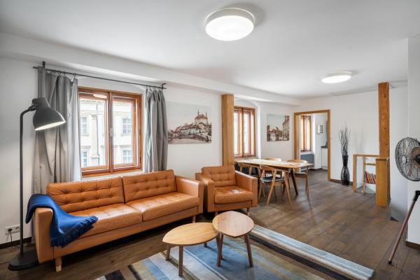 A la foto es mostra l'objecte Modern Apartment in a Picturesque 15th-Century Building situat a la ciutat de Praga.