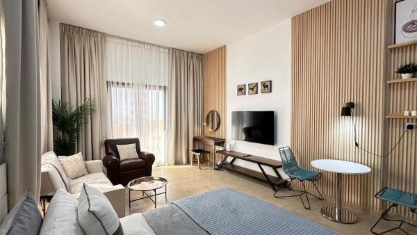 Lovely Studio with balcony in Silicon Oasis, Дубай