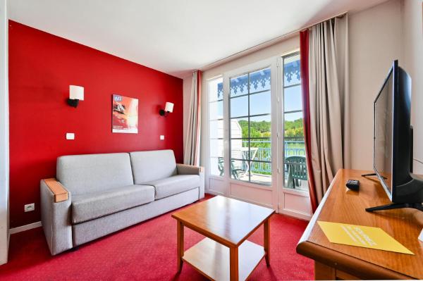 På billedet ses objektet Résidence Le Hameau du Lac - maeva Home - Appartement 2 pièces 4 personnes - Confort MAE-0524 beliggende i byen Juillac.