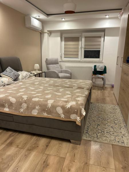 A la foto es mostra l'objecte Apartament Teo situat a la ciutat de Periam.