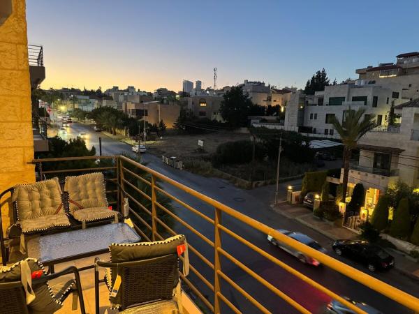Foto 8: Loom & Light In the best location in Abdoun Amman