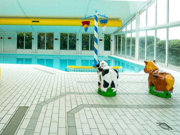 Foto 9: Chalet in Oostkapelle near Beach & Pool