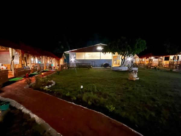 写真にはPakariāmukh市にあるRyka Tranquil Resortが写っています。