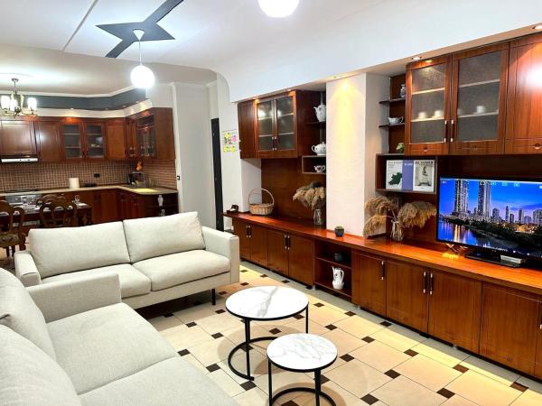 Tirana Stay Central - Apartment, Tirana