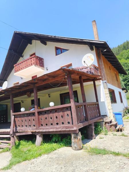 Kuvassa näkyy kohde Lepsa home, joka sijaitsee kaupungissa Greşu.