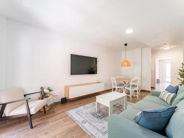2-Bed in Heart of Los Boliches Pass the Keys的照片3
