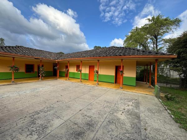 Na zdjęciu widoczny jest obiekt Casa de campo a 5 minutos from Sonsón położony w mieście Samaná.