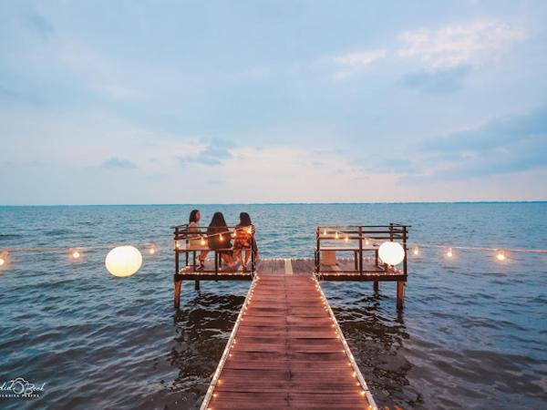 A la foto es mostra l'objecte Airport waterfront chalet situat a la ciutat de Katunayake.